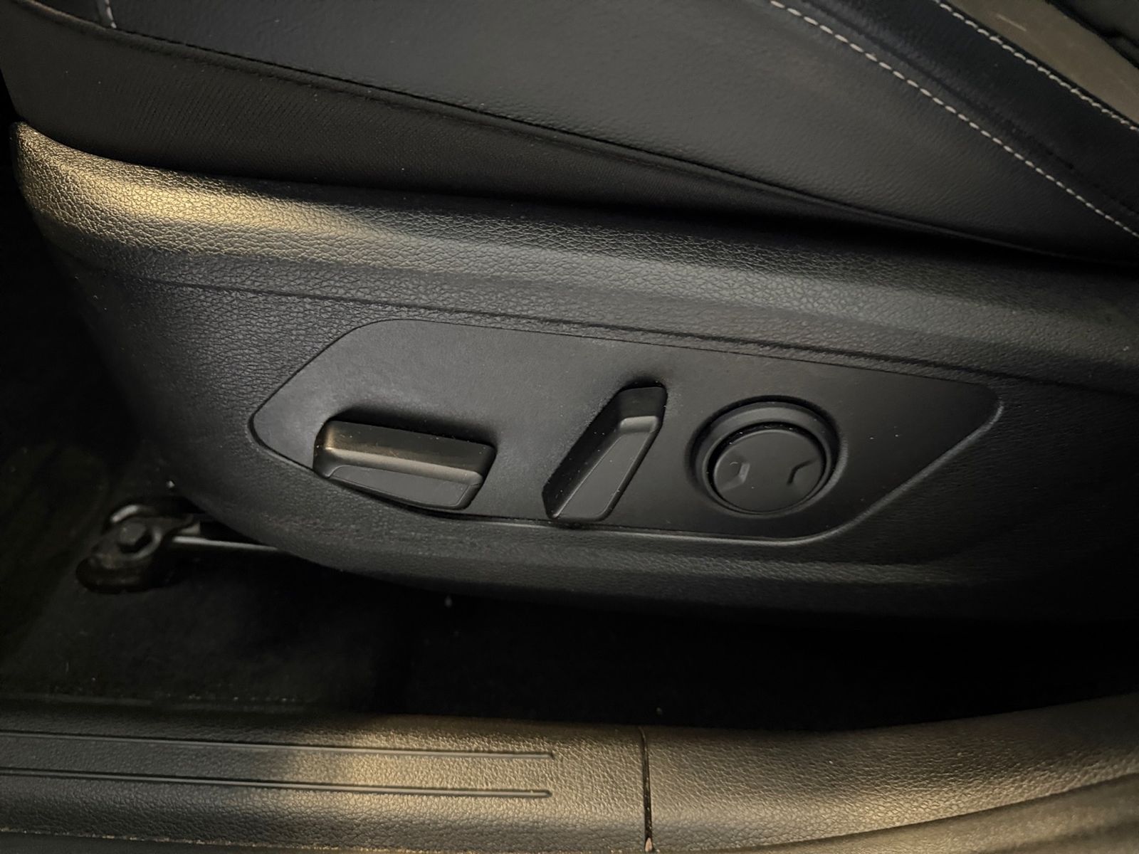 Fahrzeugabbildung Kia Sportage 1.6T 48V 2WD DCT SPIRIT AHK