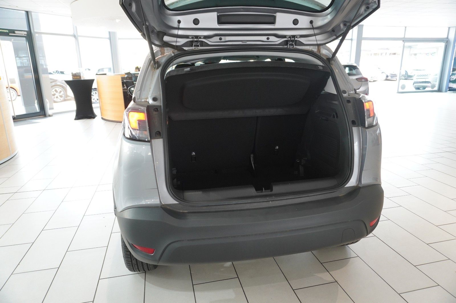 Fahrzeugabbildung Opel Crossland (X) 1.2 EDITION NAVI/LED/KAMERA/DAB+