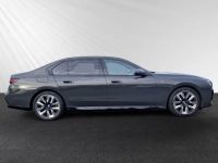 BMW 750 - Vorschau Bild 3