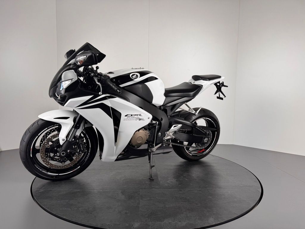 Fahrzeugabbildung Honda CBR 1000 RR FIREBLADE *TOP-ZUSTAND *SERVICE NEU