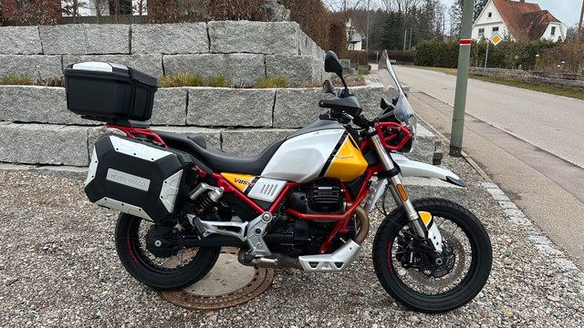 Moto Guzzi V85 TT VIEL ZUBEHÖR! SERVICE NEU!