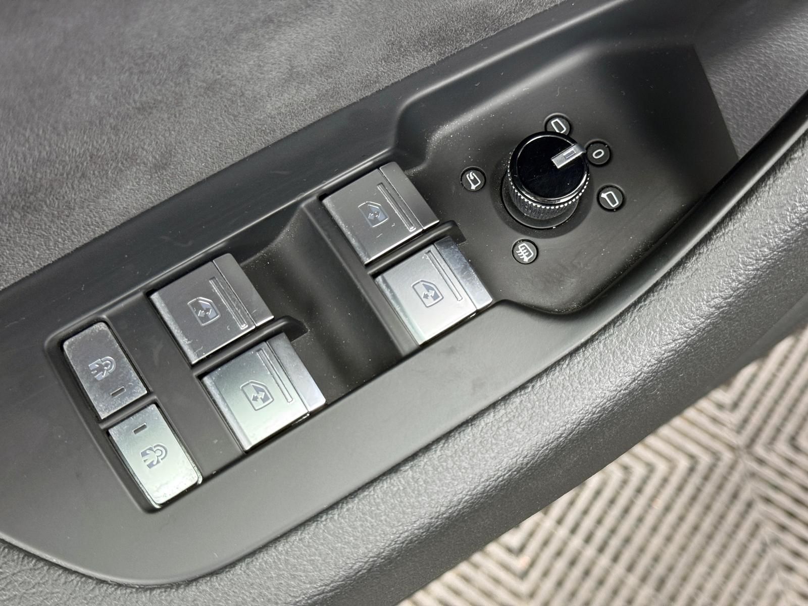 Fahrzeugabbildung Audi 45 TDI QUATTRO SPORT/LUFT/PANO/AHK/VIRTUAL/ACC