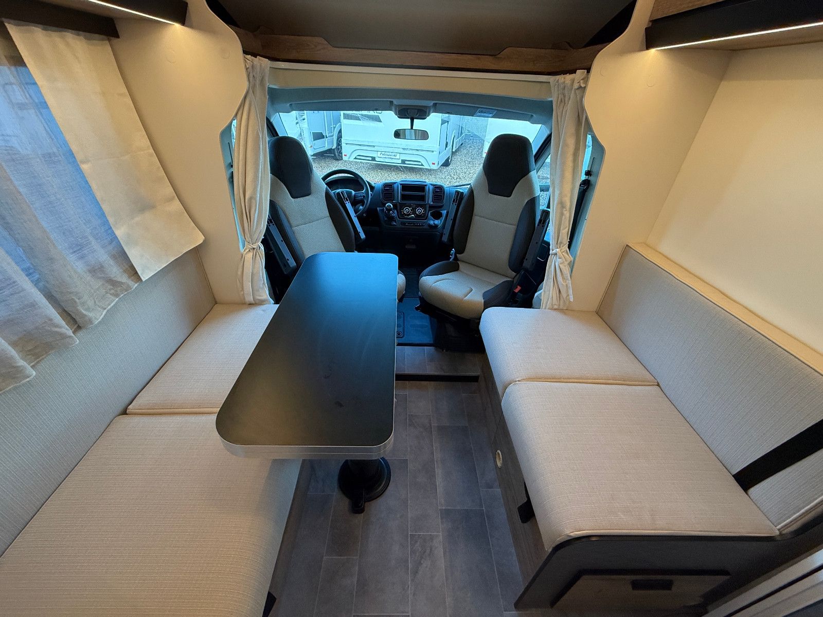 Fahrzeugabbildung XGO Dynamic 99 P - Modell 2026