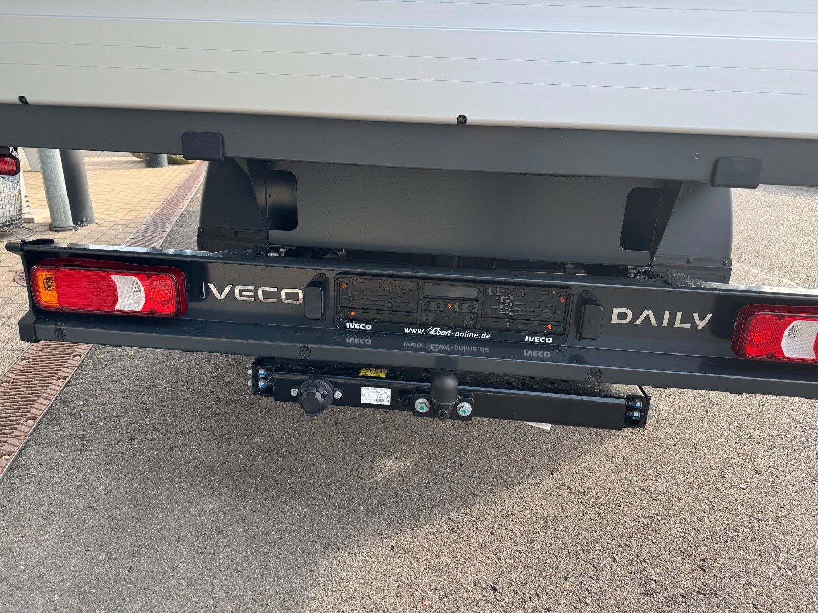 Fahrzeugabbildung Iveco Daily 35S12 *R3.450mm*AHK*