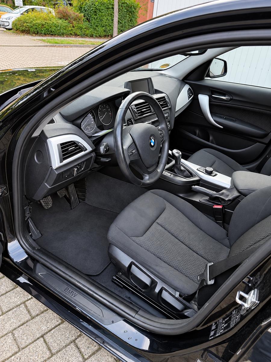 BMW 118i -