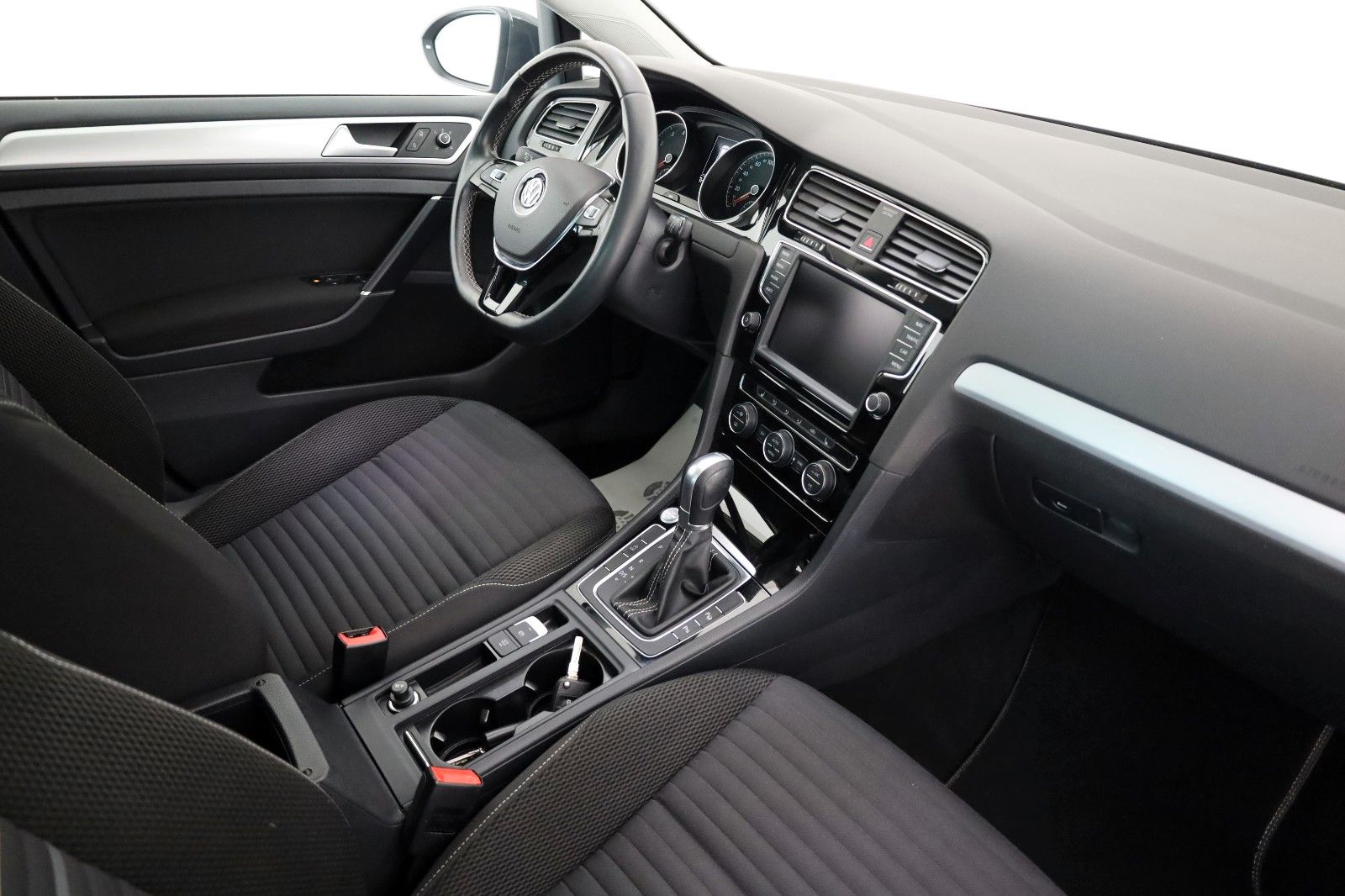 Fahrzeugabbildung Volkswagen Golf VII Variant Cup BMT Navi,Kamera,SH,Panorama