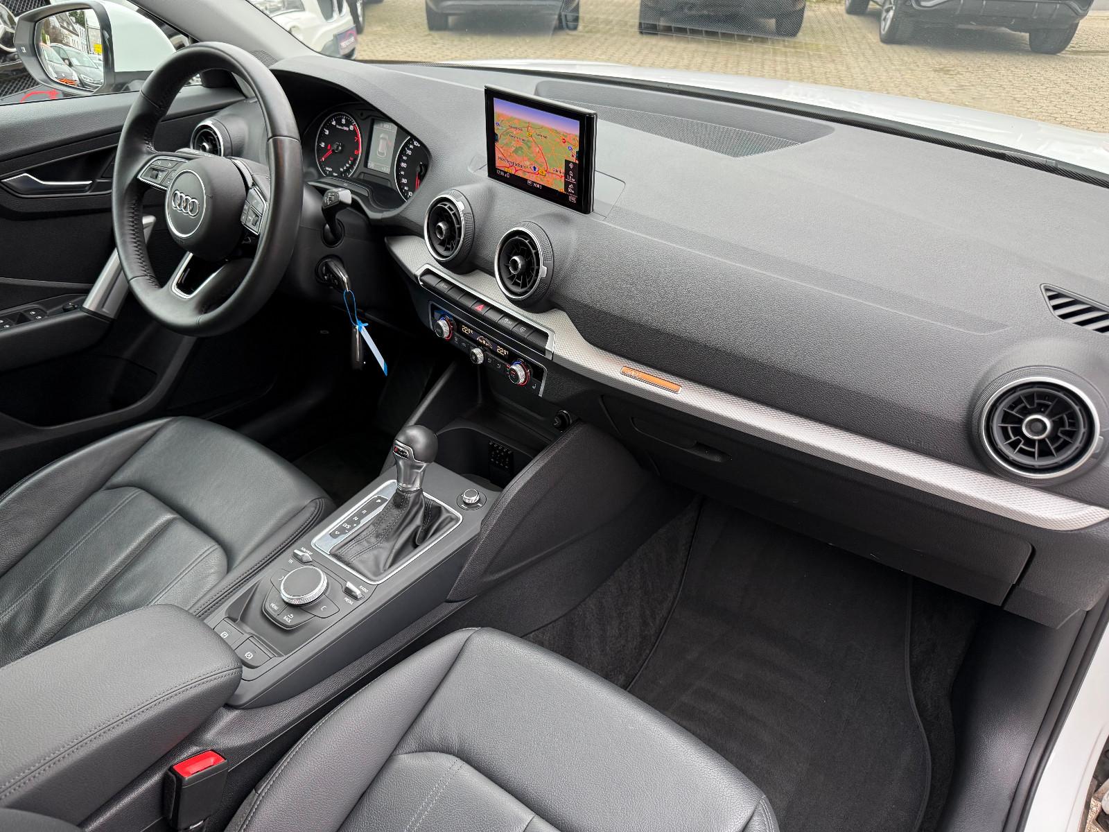 Audi Q2 35 TFSI*AHK*Tempomat*Leder*Navi*