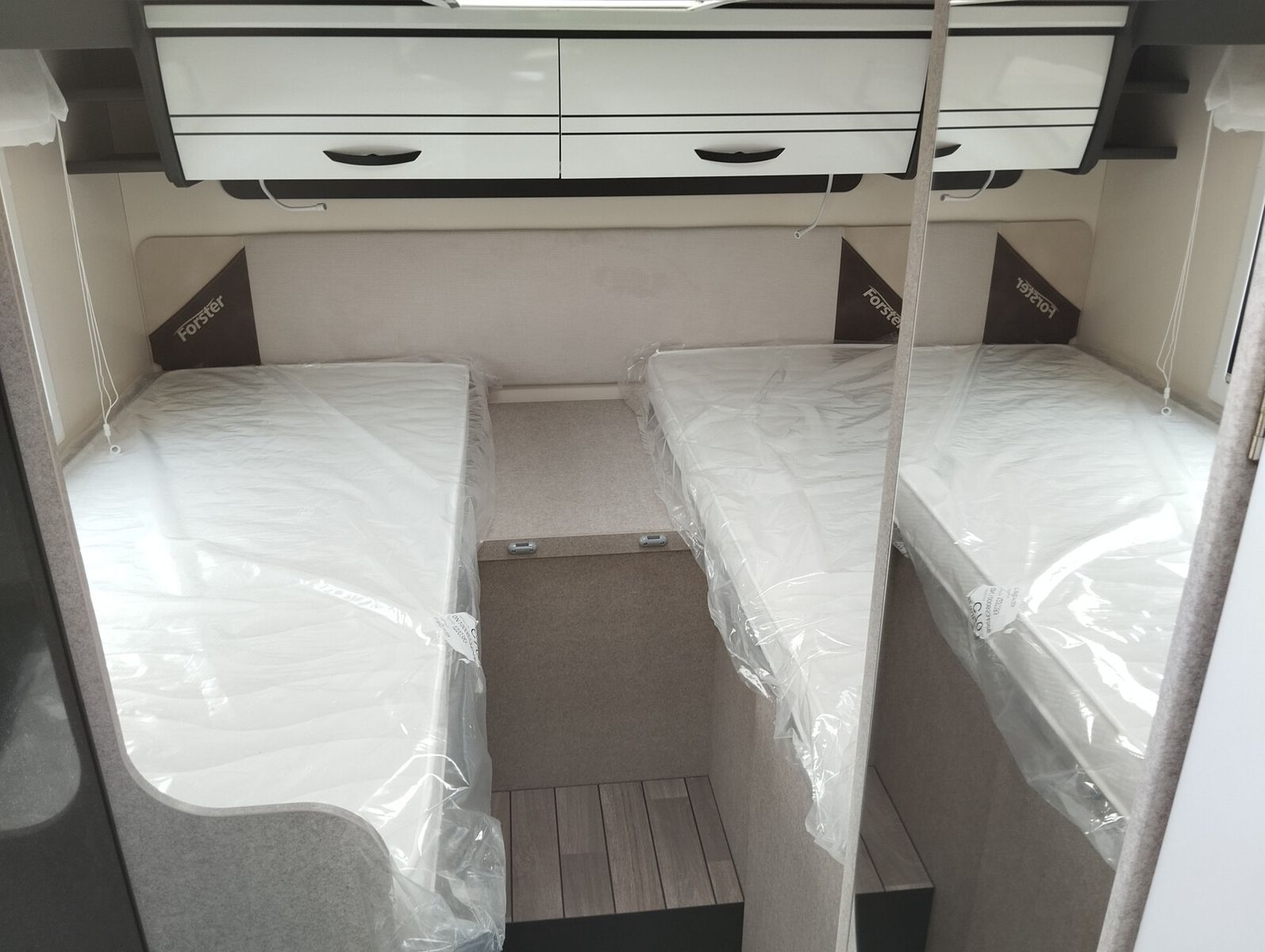 Fahrzeugabbildung Forster T FT669EB 6860,- EUR Sondernachlass / 3,65t