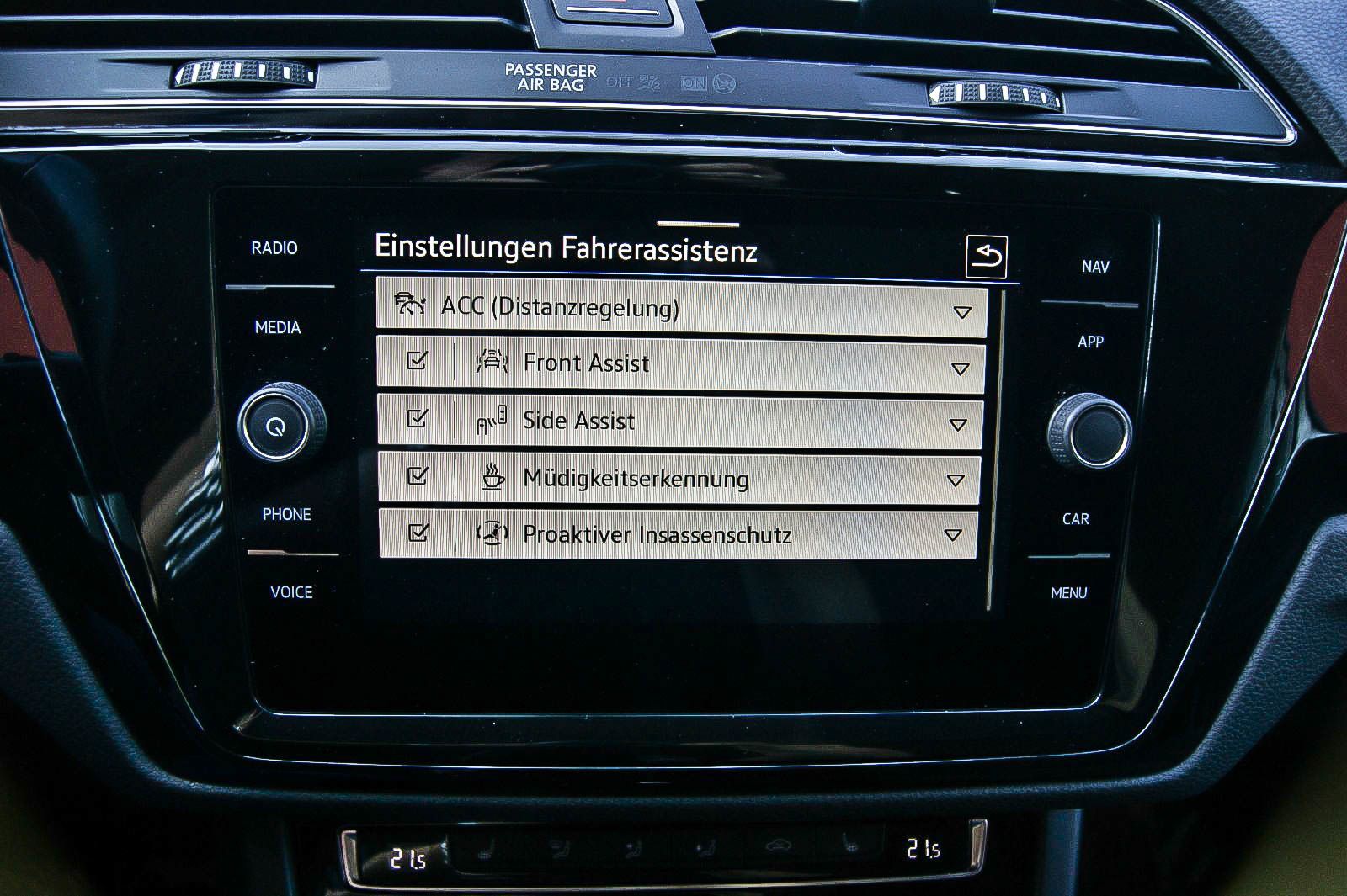 Fahrzeugabbildung Volkswagen Touran 15TSI Comfort DSG 7-SITZER VIRTUAL ANHZV