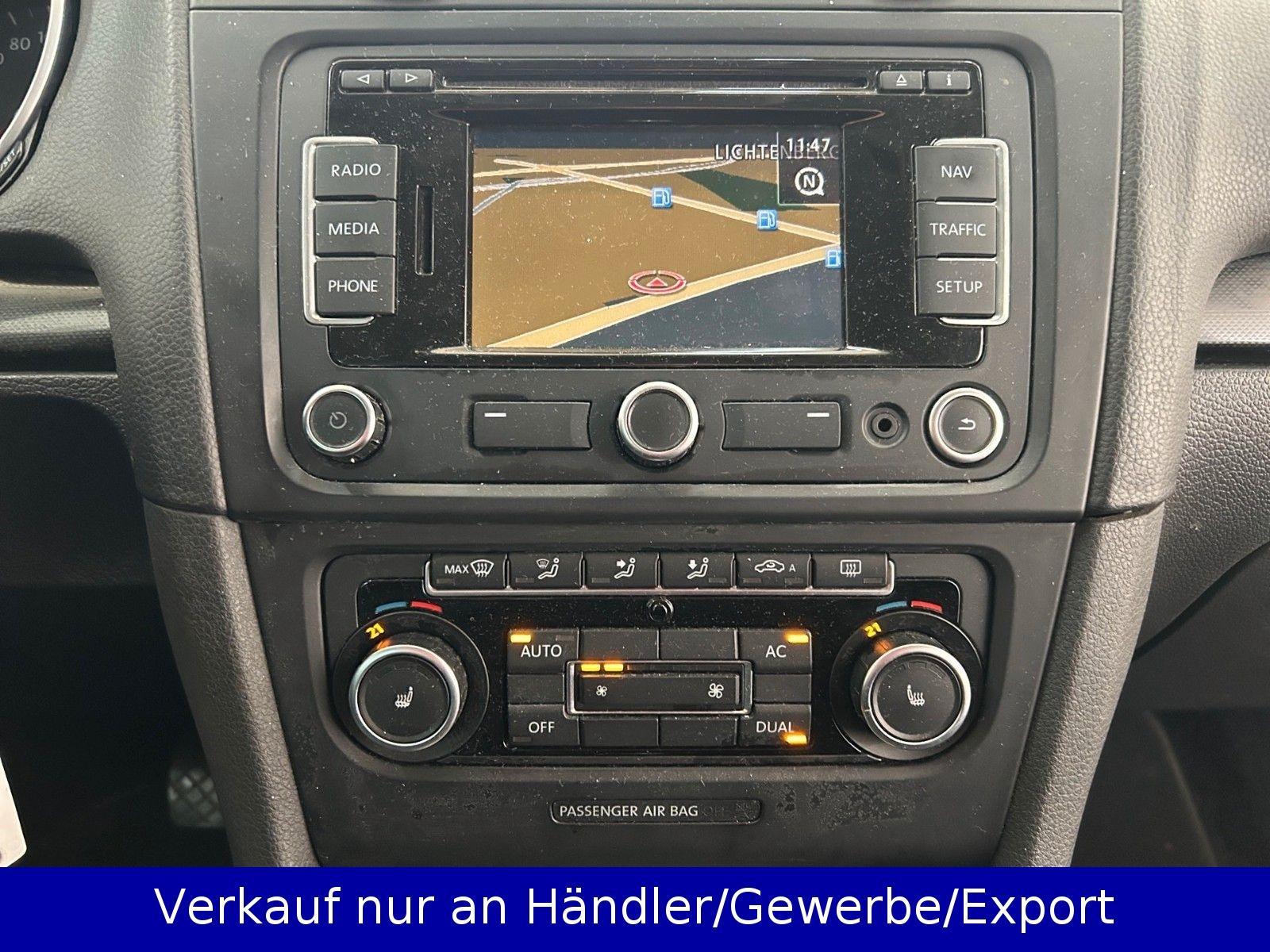 Volkswagen Golf 2011 — photo 13