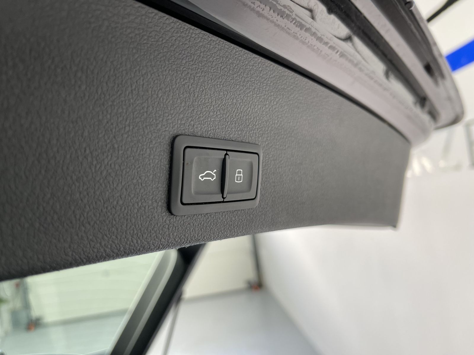 Fahrzeugabbildung Audi A6 50 TDI*Quattro*AHK*LED-Matrix*Leder*Cam*Pano*
