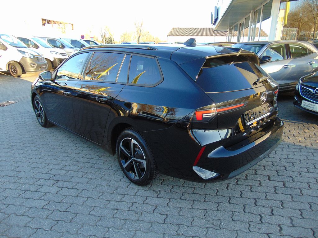 Opel Astra — fotografia 2