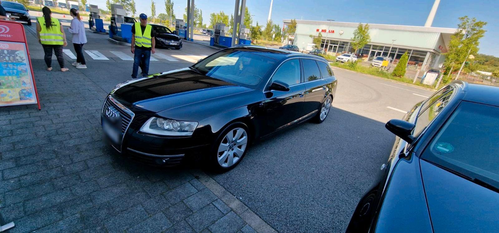 Audi A6 2005 — rear view