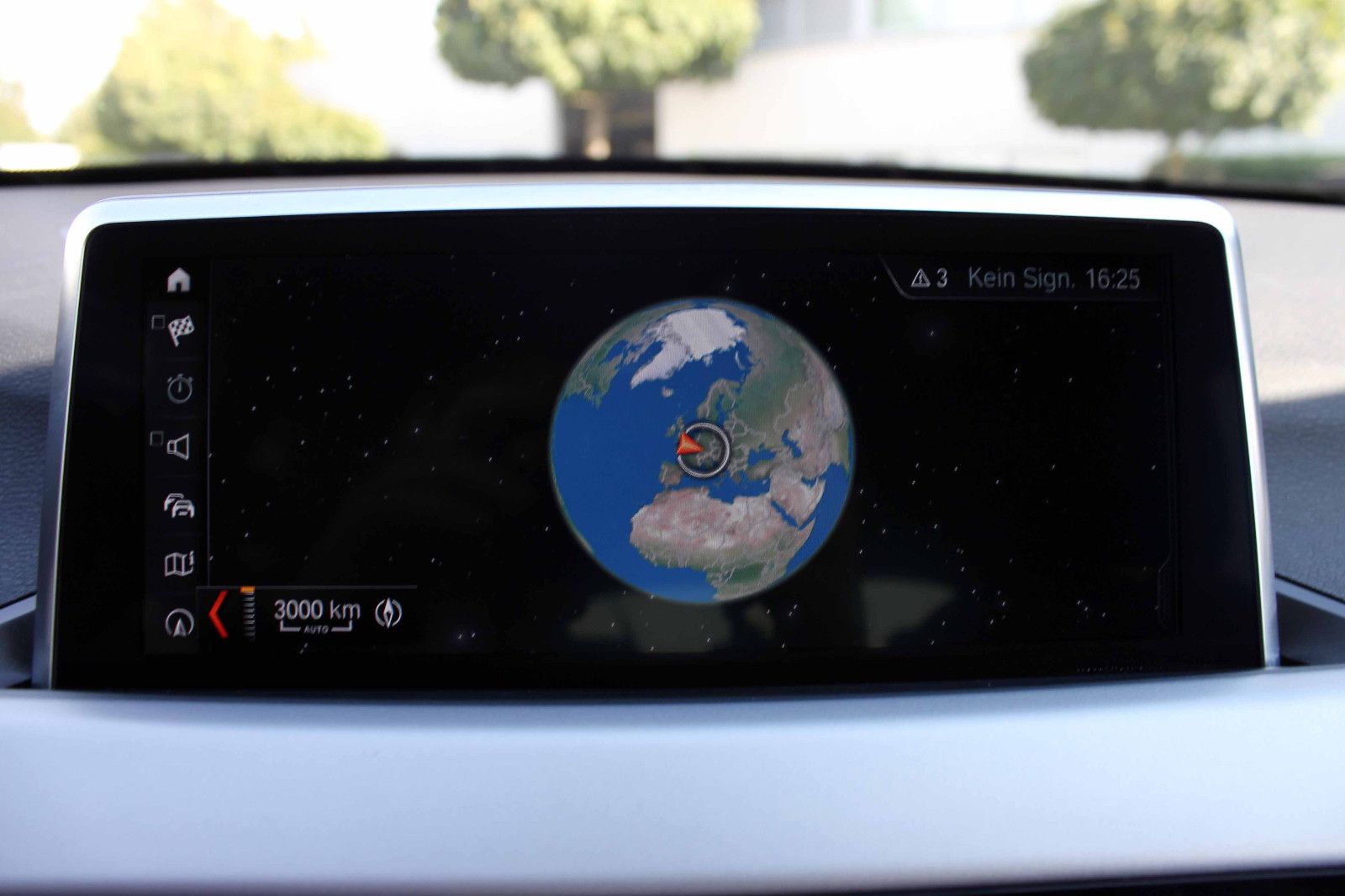 Fahrzeugabbildung BMW X1 xDrive25e Advantage LED KAM ACC SHZ NAV H&K