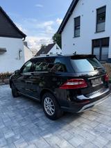 Mercedes-Benz ML 250 BlueTEC 4MATIC - - Mercedes-Benz ML-Class mit Diesel-Antrieb