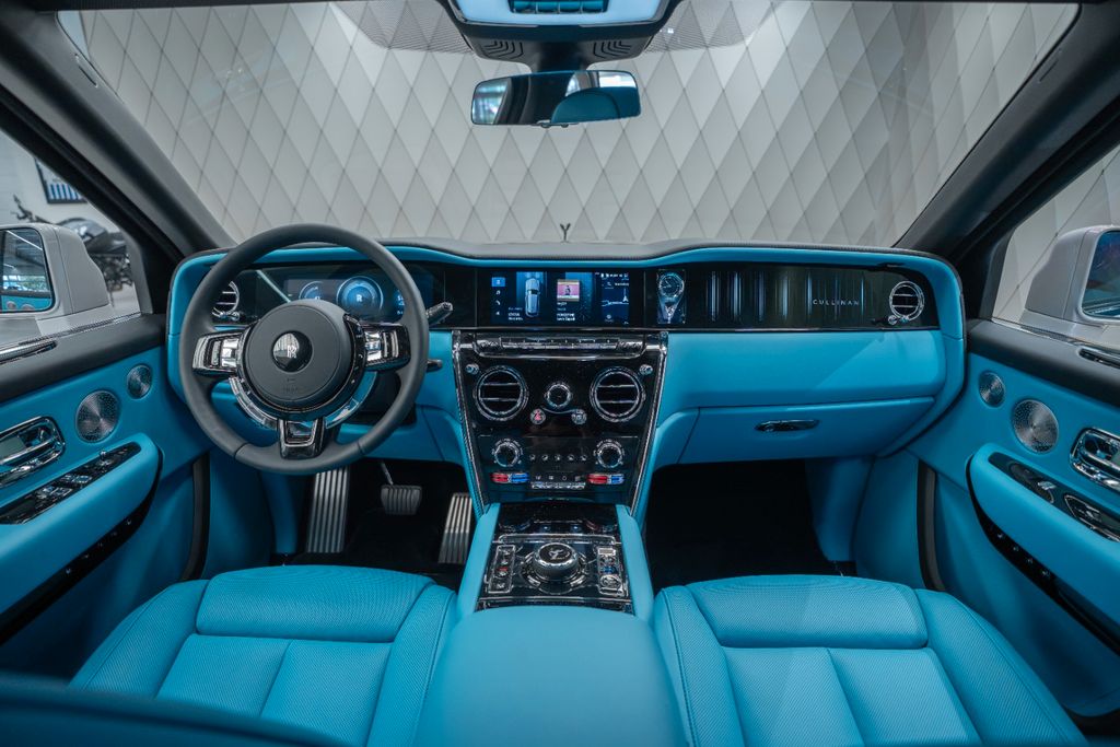 Cullinan 2026 MANSORY GREY/TIFFANY ON STOCK! - Bild 23