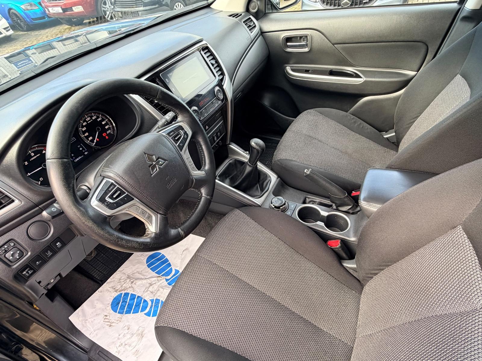 Mitsubishi L200 Plus Doppelkabine 4WD