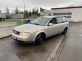 Audi A6 2.8 Avant Auto quattro 142kW quattro - Audi A6 aus 1998: Kombi