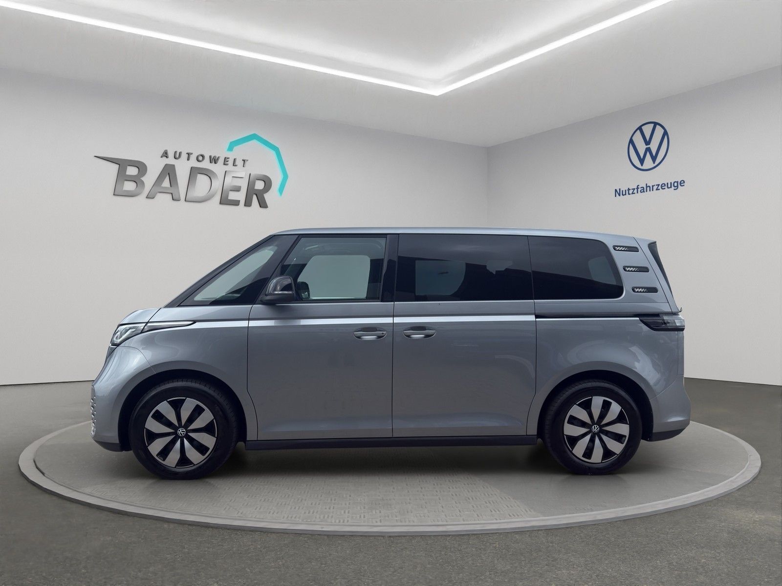 Volkswagen ID. Buzz Pro kurzer Radstand 210 kW (286 PS) Hec imagem 3