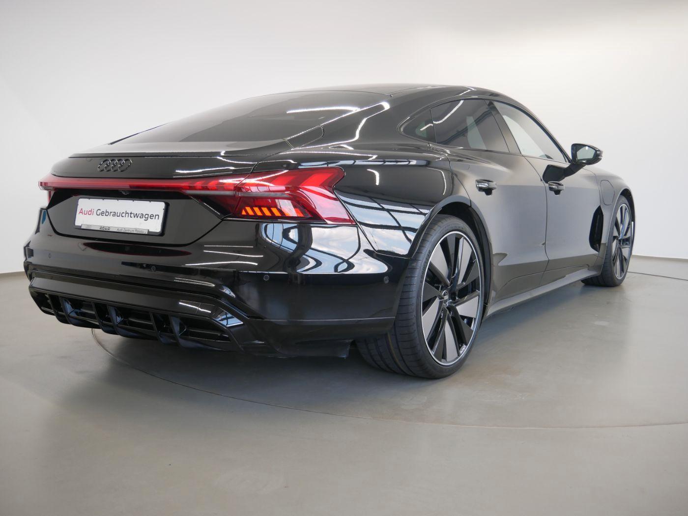 Audi e-tron GT quattro KERAMIK MATRIX HEAD-UP
