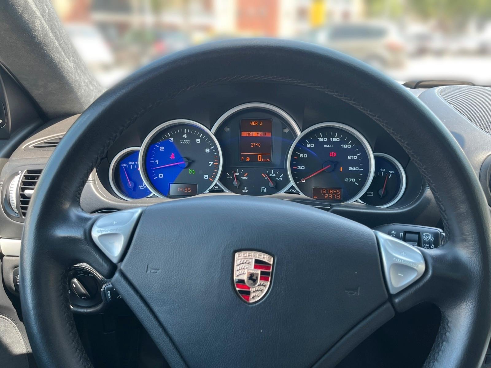 Porsche Cayenne GTS