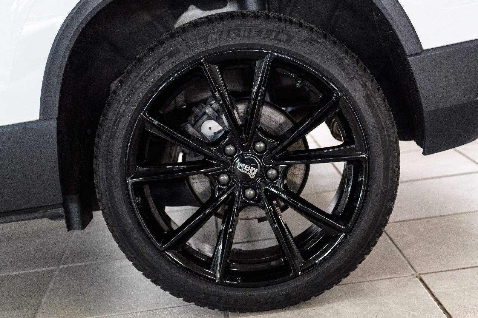Fahrzeugabbildung SKODA Karoq Ambition 1.5 TSI DSG LED+ACC+KAM