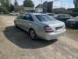 Mercedes-Benz S 600 S -Klasse Lim. S 600 V12 Lang - Mercedes-Benz S 600: V12