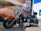 Harley-Davidson Softail Heritage Classic FLSTC - HARLEY-DAVIDSON HERITAGE