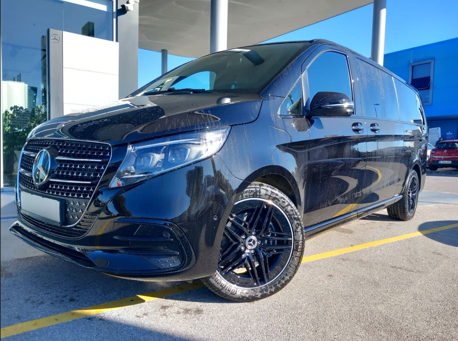 V 300d 4M AMG XL 8S ACC 360 SH SC TC WINTERPACK