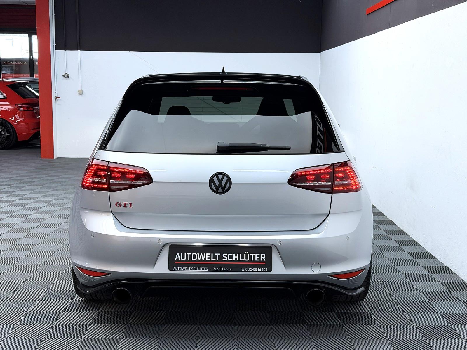 Volkswagen Golf VII Lim. GTI Clubsport BMT *OZ*AIRLIFT*SHZ