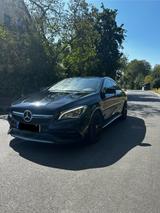 Mercedes-Benz CLA 45 AMG Mercedes-AMG CLA 45 4MATIC DCT Me... - gebrauchte Mercedes-Benz CLA 45 AMG aus dem Jahr 2017