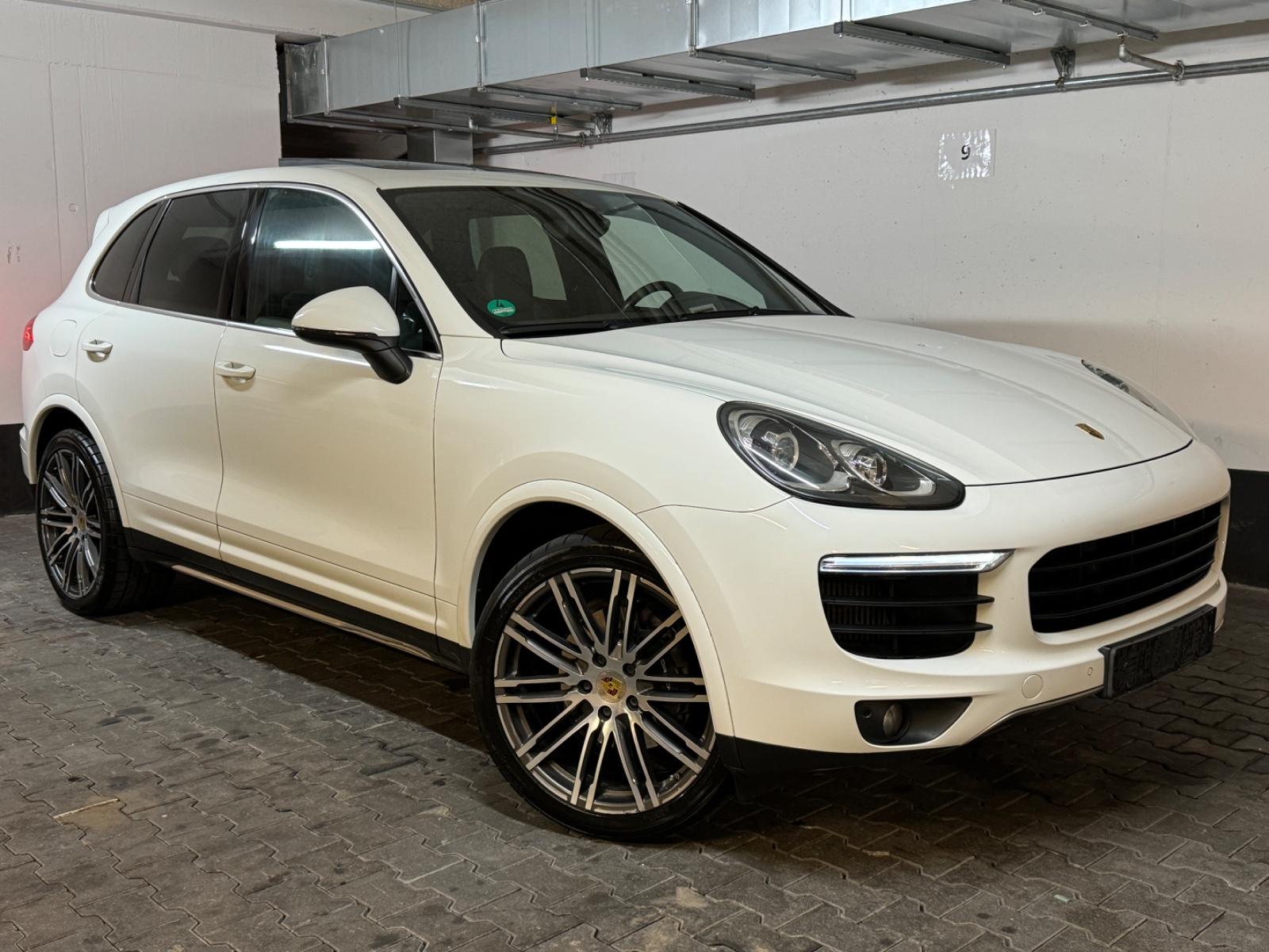 Porsche Cayenne Sport Design BOSE~PANO~TOTWINKEL~21ZOLL~