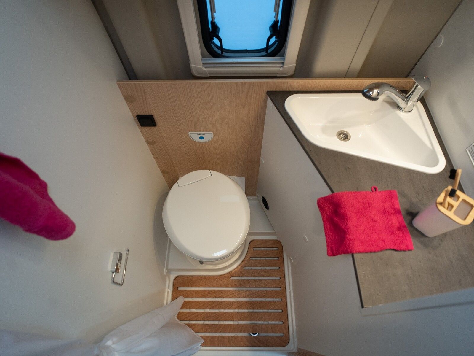 Fahrzeugabbildung Sunlight Adventure Cliff 601 Modelljahr 2026