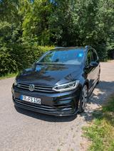 Volkswagen Touran 2.0 TDI 2xR-Line DSG - VW Touran Gebrauchtwagen in Freiburg