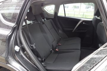Toyota RAV 4 - 8