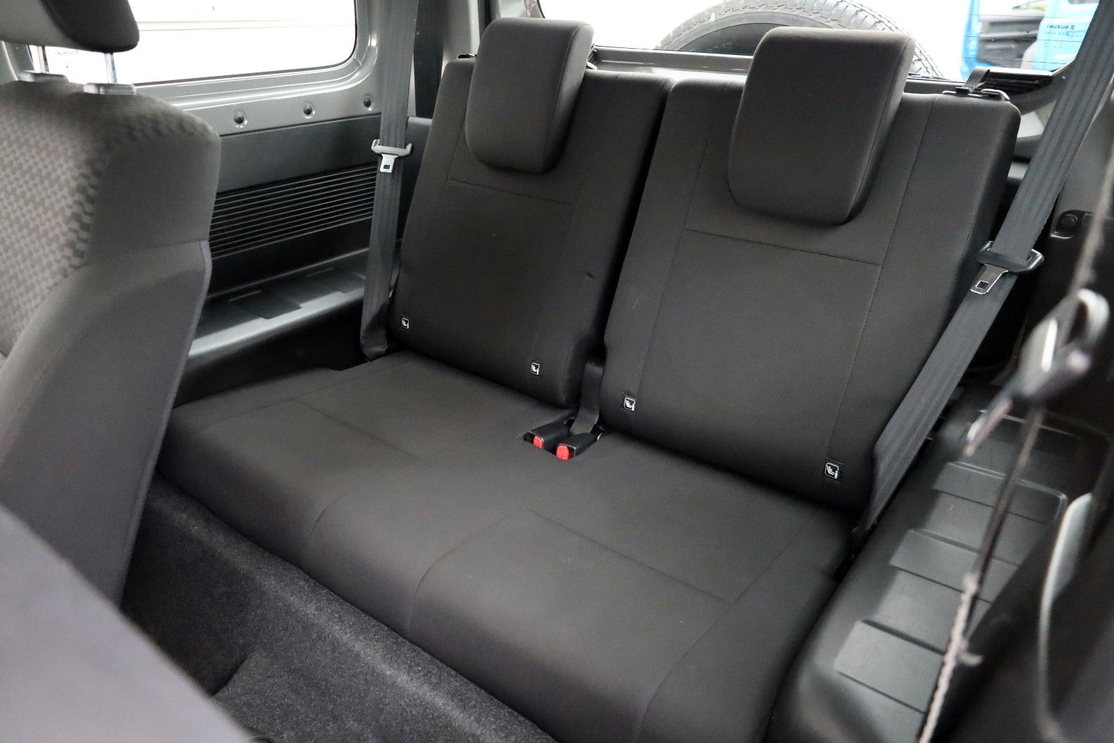 Fahrzeugabbildung Suzuki Jimny Comfort+,AllGrip,4WD,Navi,4 Sitze,AUTOMAT
