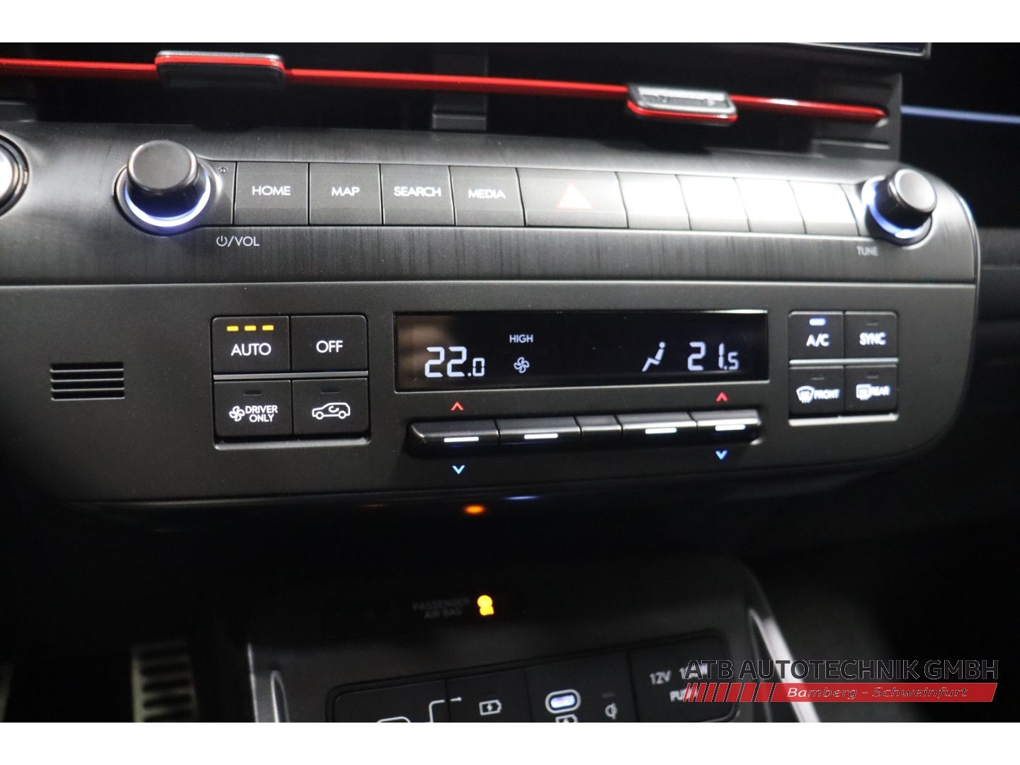 Fahrzeugabbildung Hyundai KONA Elektro MY25 N-Line 65,4kWh 218PS 2WD el. H