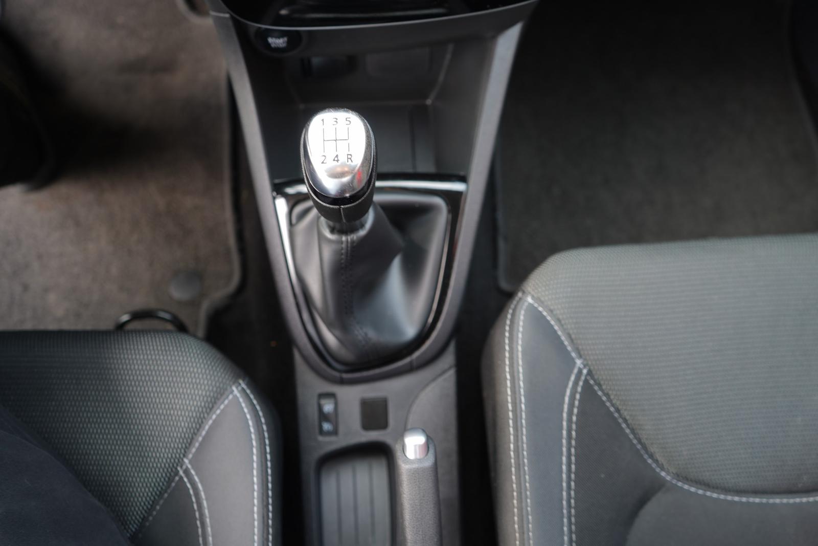 Renault Clio 1.2 Life Tempomat Tagfahrlicht PDC