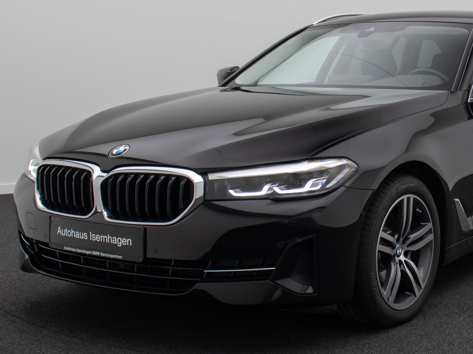 Fahrzeugabbildung BMW 520d xD Alarm 4xKlima Leder DAB Panorama 18Zoll