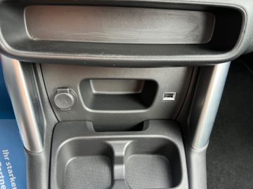 Fahrzeugabbildung Citroën C3 Aircross 1.2 Pure Tec 110 Feel, Klimaaut. PDC