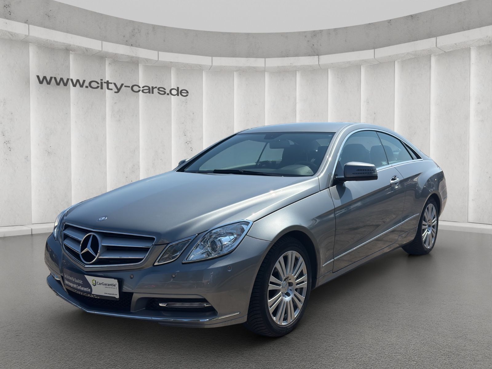 Mercedes Mercedes-Benz E 200 E Coupe E 200 CGI *60TKM*Navi*
