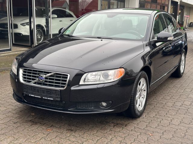 Volvo S80 Lim. 2.4 D 1.HAND/ NAV/ PDC/ LEDER/ SITZHZG