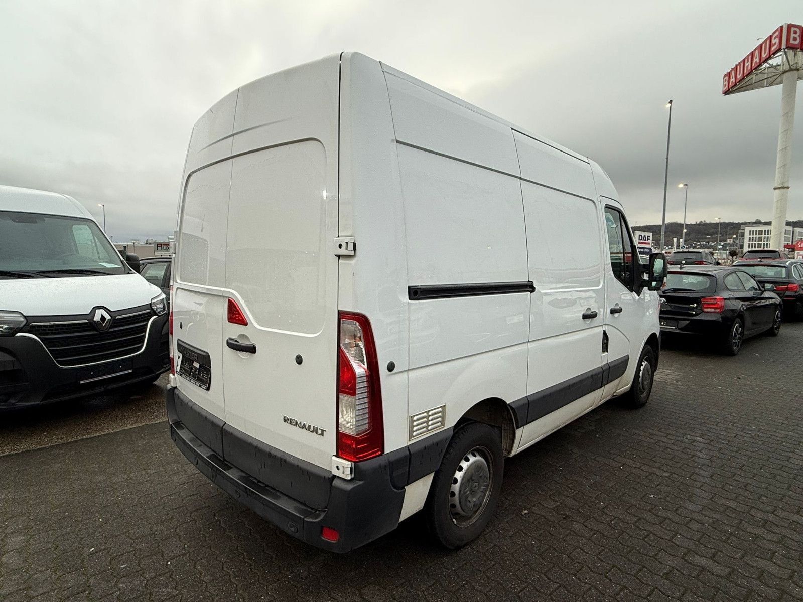 Fahrzeugabbildung Renault Master III Kasten L1H2HKa 3,5t/1.HAND/SCHECKHEFT