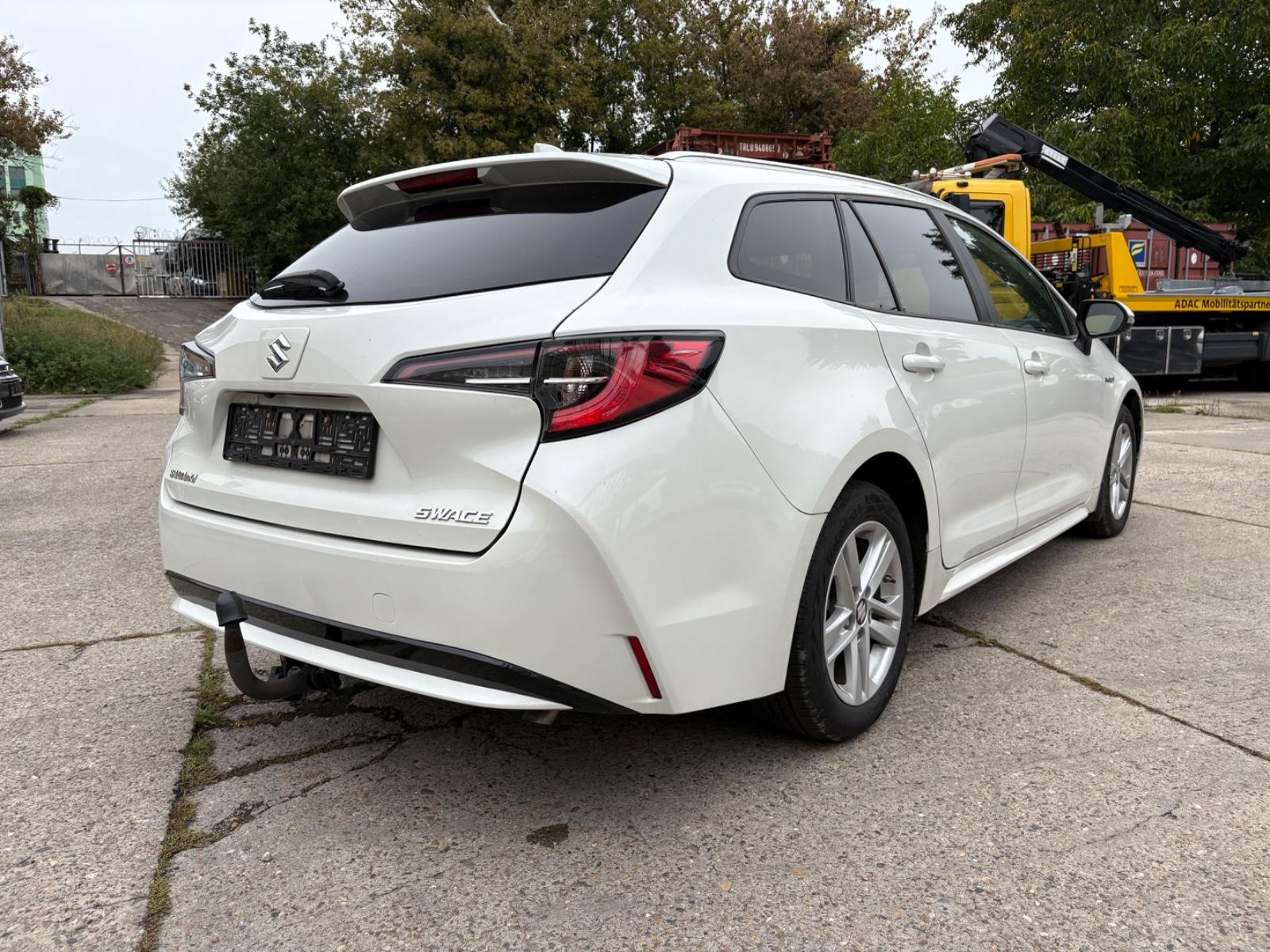 Suzuki Swace 1.8 Hybrid Comfort+ / 168