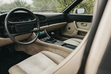 1986 Porsche 944 缩略图 17