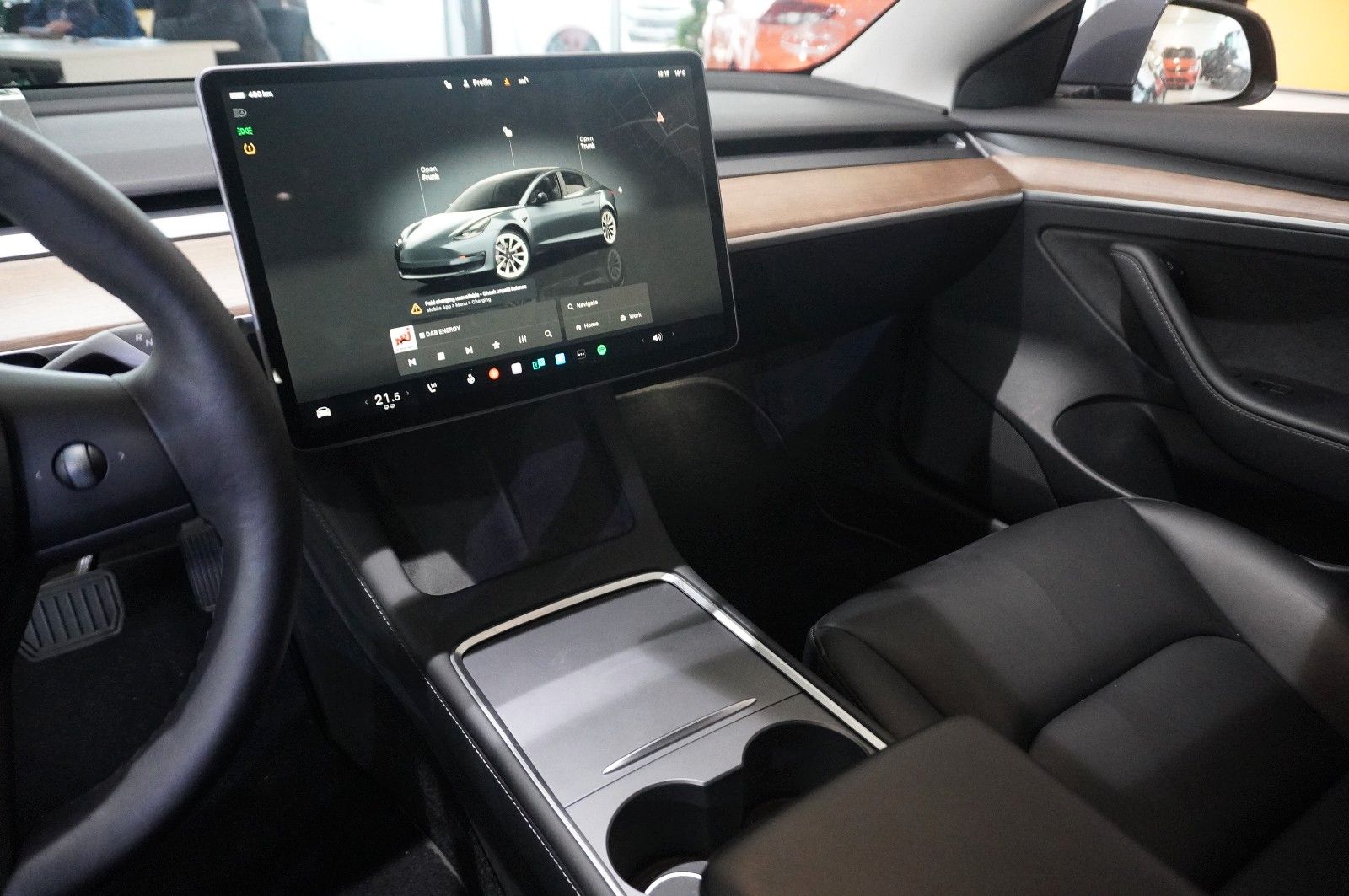 Fahrzeugabbildung Tesla Model 3 LONGRANGE DUAL-MOTOR NAVI/KAMERA/SH/PANO