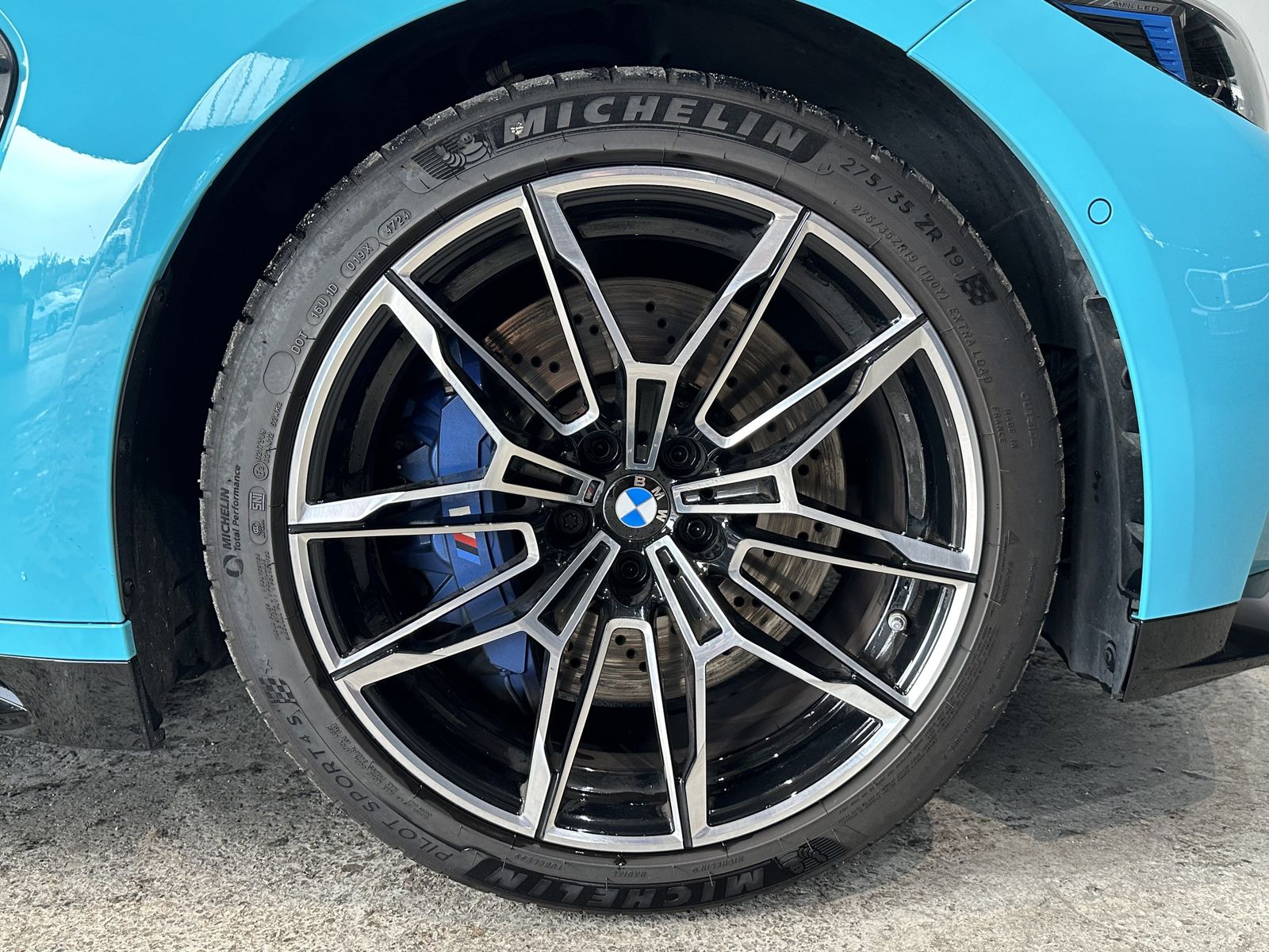 Fahrzeugabbildung BMW M3 Competition M Carnon Schalensitz, M xDrive To