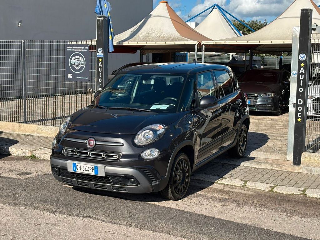 Image of Fiat 500L Cross