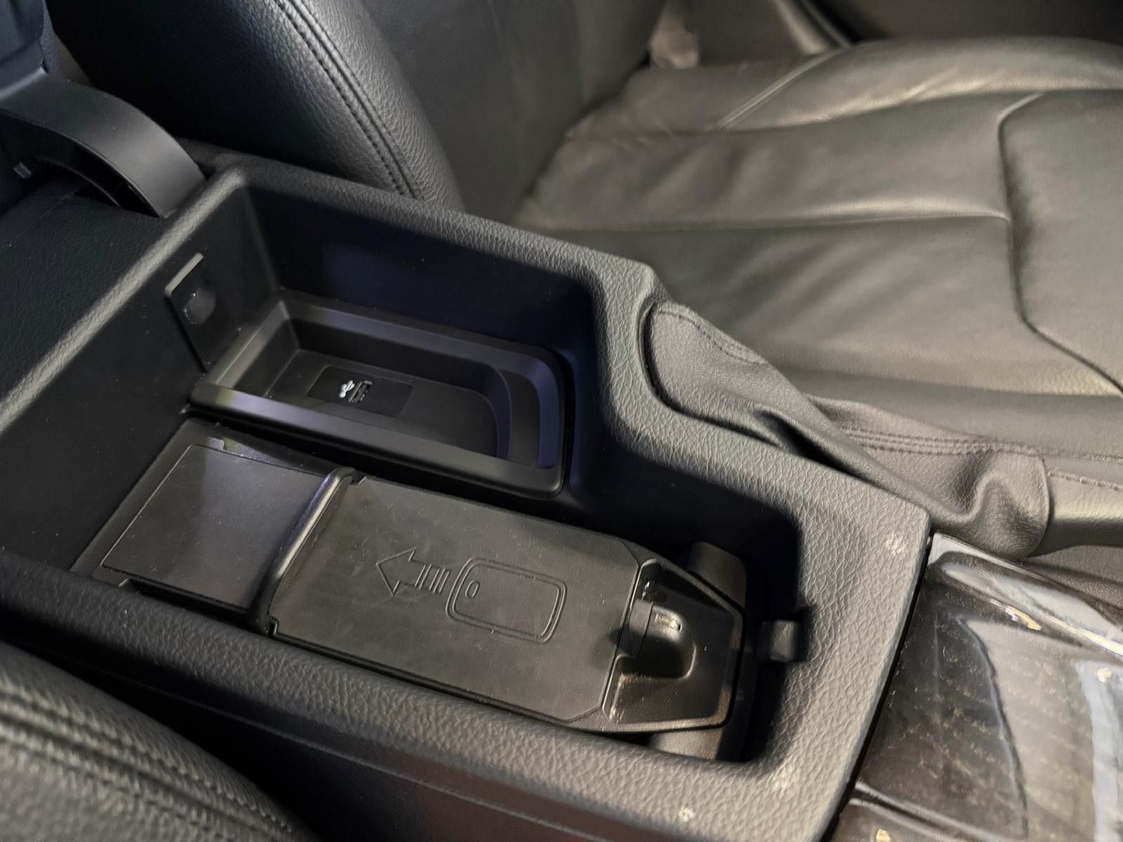 Fahrzeugabbildung BMW 320 d Luxury Line Purity / AHK / LED /PDC