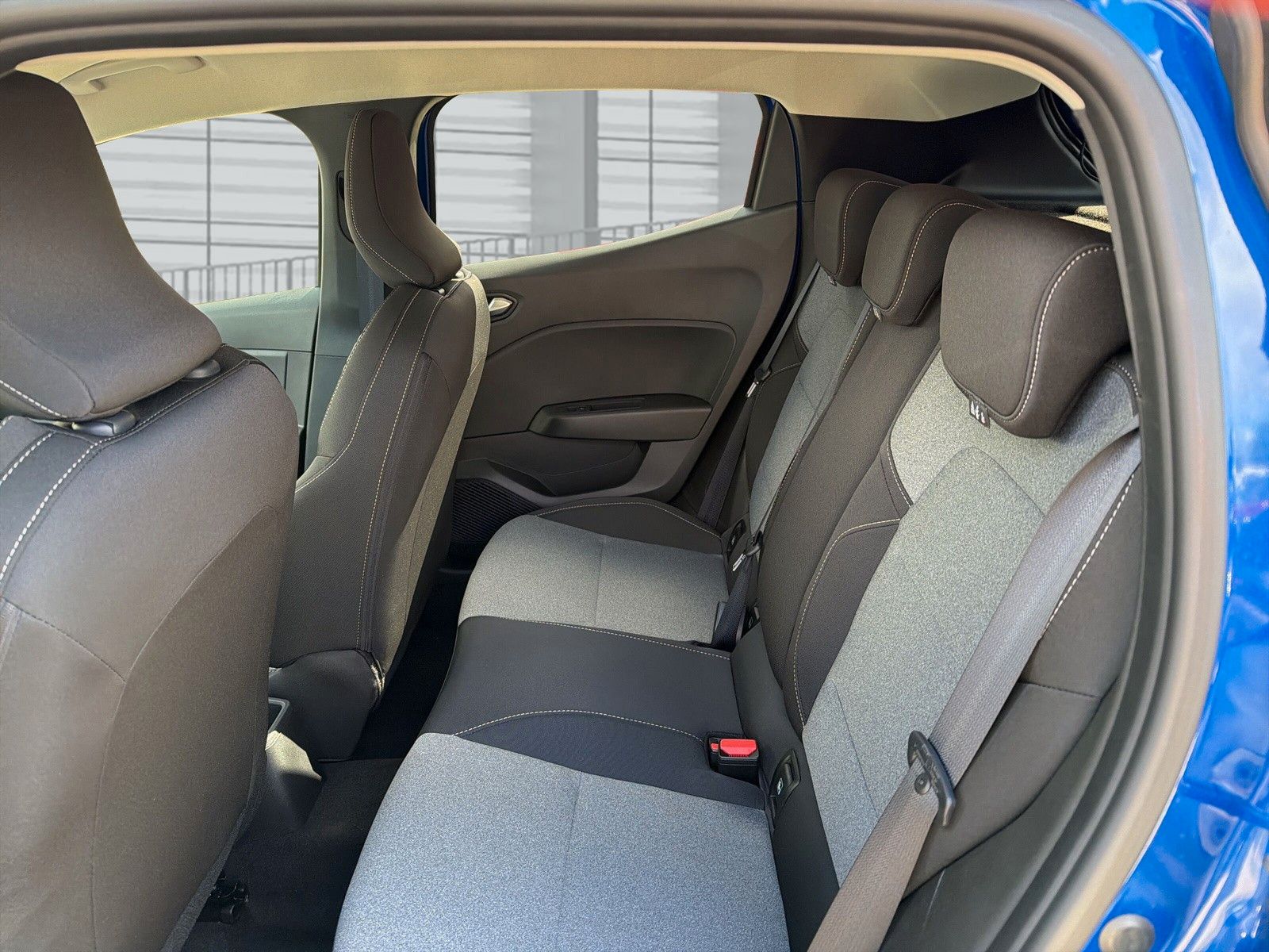 Mitsubishi Colt - Bild 15